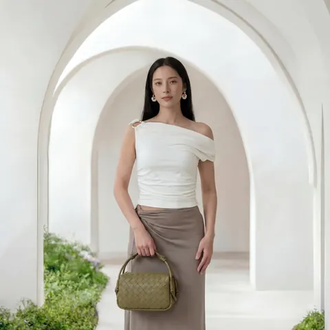 Virtual Try-On vs AI Fashion Photography: Which Do You Actually Need?